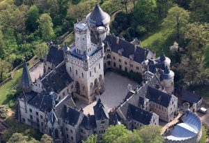 Luftbild Schloss Marienburg